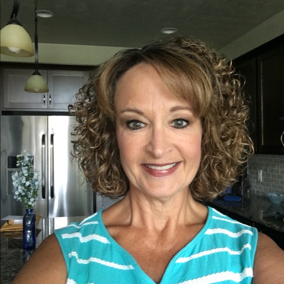 Meet your Posher, Susan - Picture 1 of 1